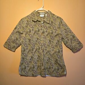 Crossroads half sleeve button-down top, PTP=19.5"